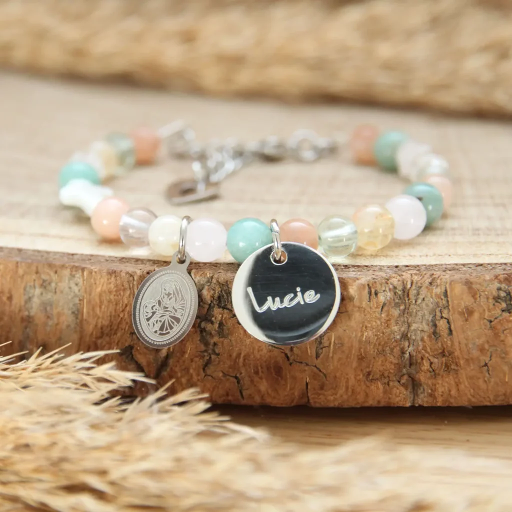 Bracelet communion enfant en pierres naturelles – bijou personnalisé avec quartz rose, citrine et amazonite. création Ma Peste Adorée