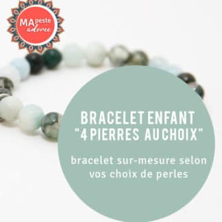 Voici un bracelet enfant en pierres naturelles sur mesure : c'est vous qui choisissez les 4 pierres du bijou !