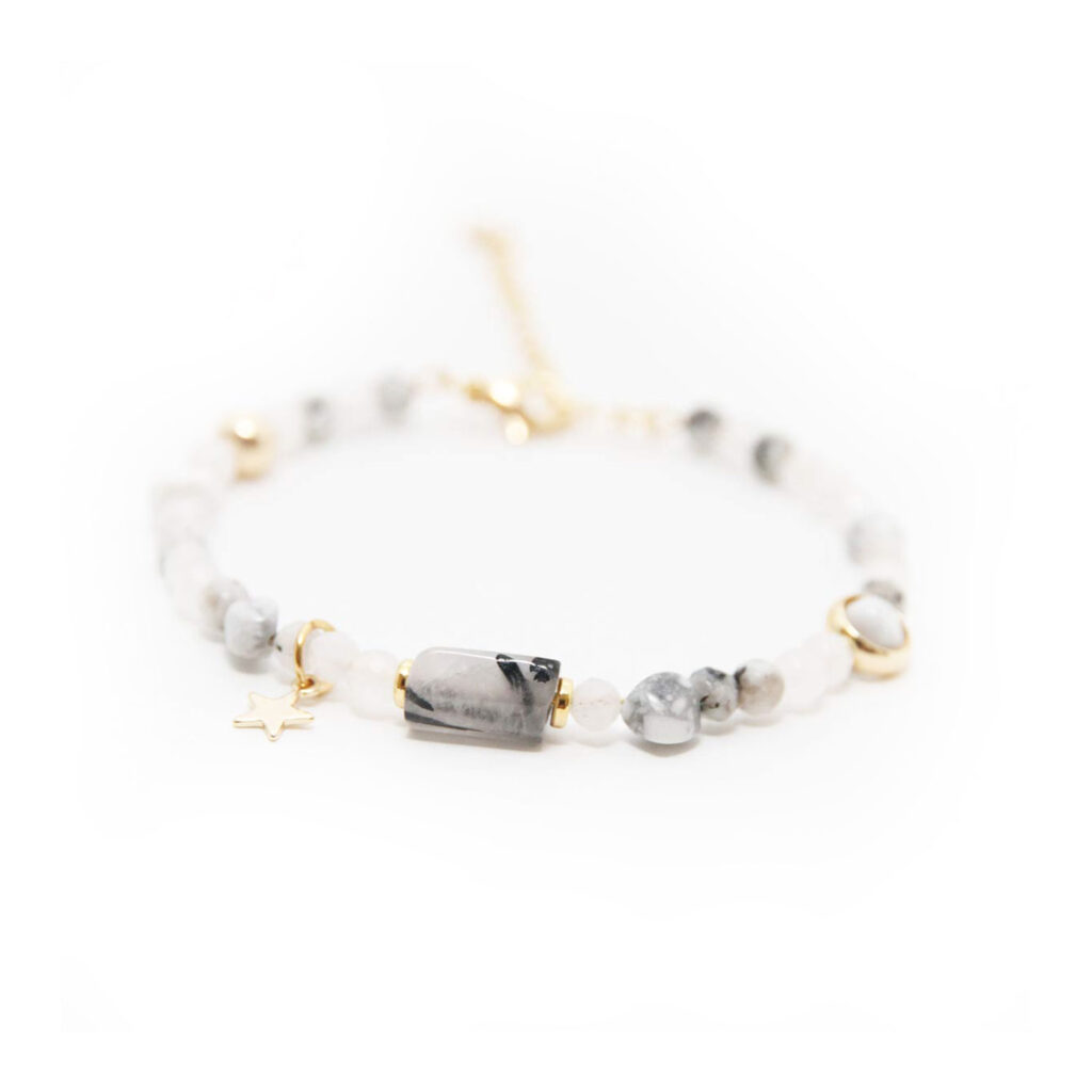 Bracelet femme en pierres fines blanches pour l'apaisement