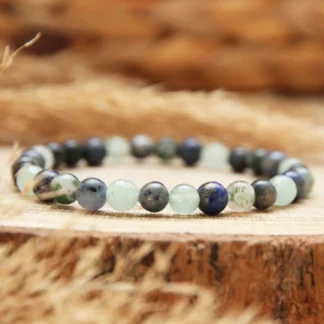 Le bracelet femme en pierres naturelles angoisses et stress est une création unique Ma Peste Adorée