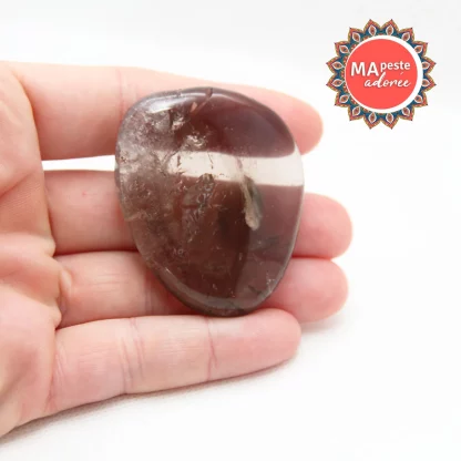 découvrez le quartz fumé : cette pierre apaises les peurs, raisonnées ou irraisonnées (des enfants par exemple)