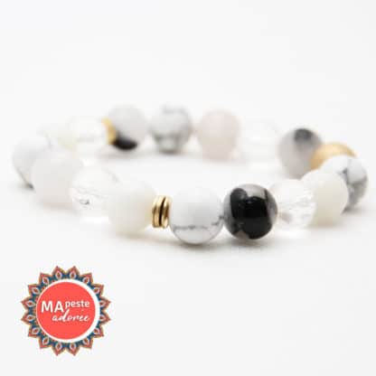 Voici un bracelet pour femme avec des perles XL pour un bijou qui se voit !