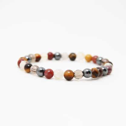 Voici un bracelet femme en pierres contre la fatigue