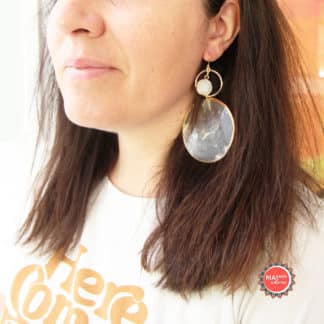 Grandes boucles d'oreilles coquillage capiz avec jade blanc