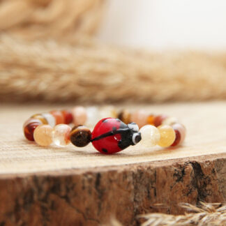 Petit bracelet en pierres naturelles pour enfant, avec coccinelle pour la chance et le bonheur