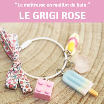 Grigri cadeau pour maîtresse avec pendentif en résine et pierre naturelle quartz rose – création originale Ma Peste Adorée