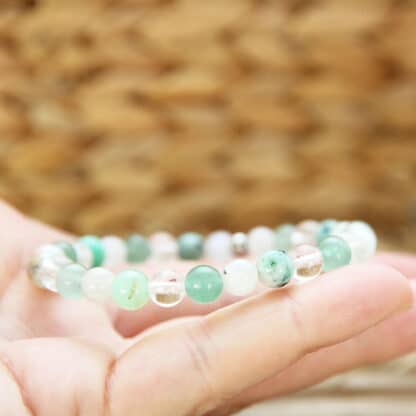 Bracelet talisman Équilibre Hormonal avec pierres pour accompagner les cycles féminins
