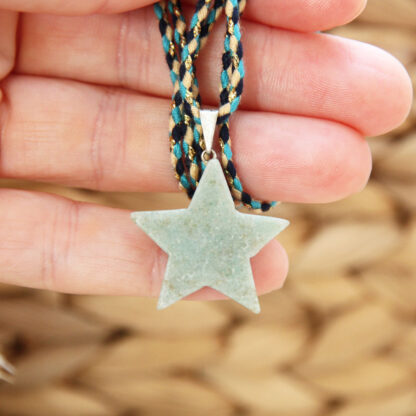 Collier en aventurine verte du Brésil – pierre d’harmonie et de chance.