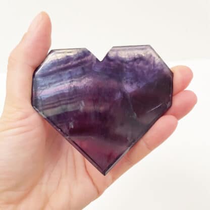 Grande pierre plate coeur en fluorite naturelle