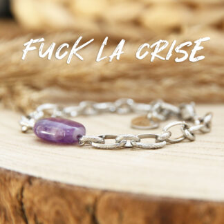 Bracelet “Fuck La Crise” – acier inoxydable et améthyste, l’élégance rebelle.