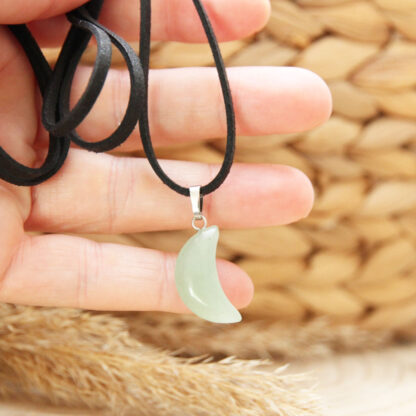 Collier Lune en aventurine verte – Bijou lithothérapie apaisant, idéal contre le stress et l’anxiété.