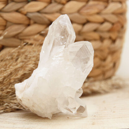 Druse de cristal de roche – Pièce unique idéale pour méditation et sérénité.