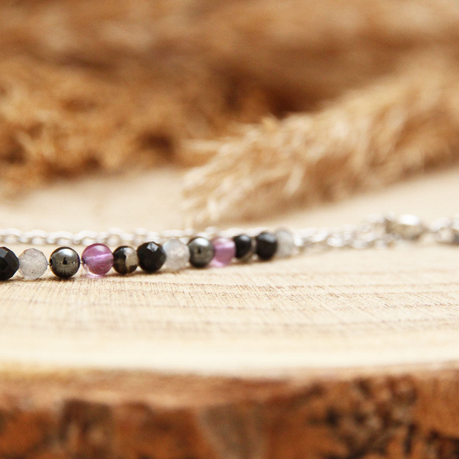 Pierres naturelles protectrices : labradorite, améthyste, tourmaline…