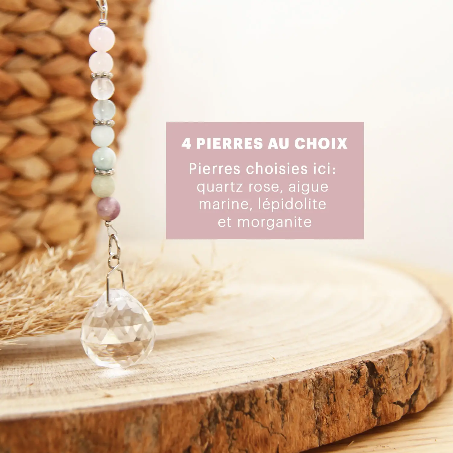 🏡 Besoin d’une ambiance apaisante ? Ce suncatcher lotus diffuse la lumière et l’énergie des pierres naturelles 💎 Acier inoxydable, découpe laser, prisme en verre 20 mm : une déco qui fait du bien.