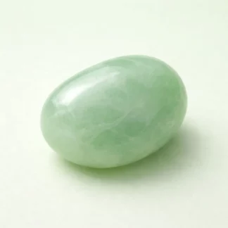 Pierre roulée de jade vert pour la chance et la prospérité