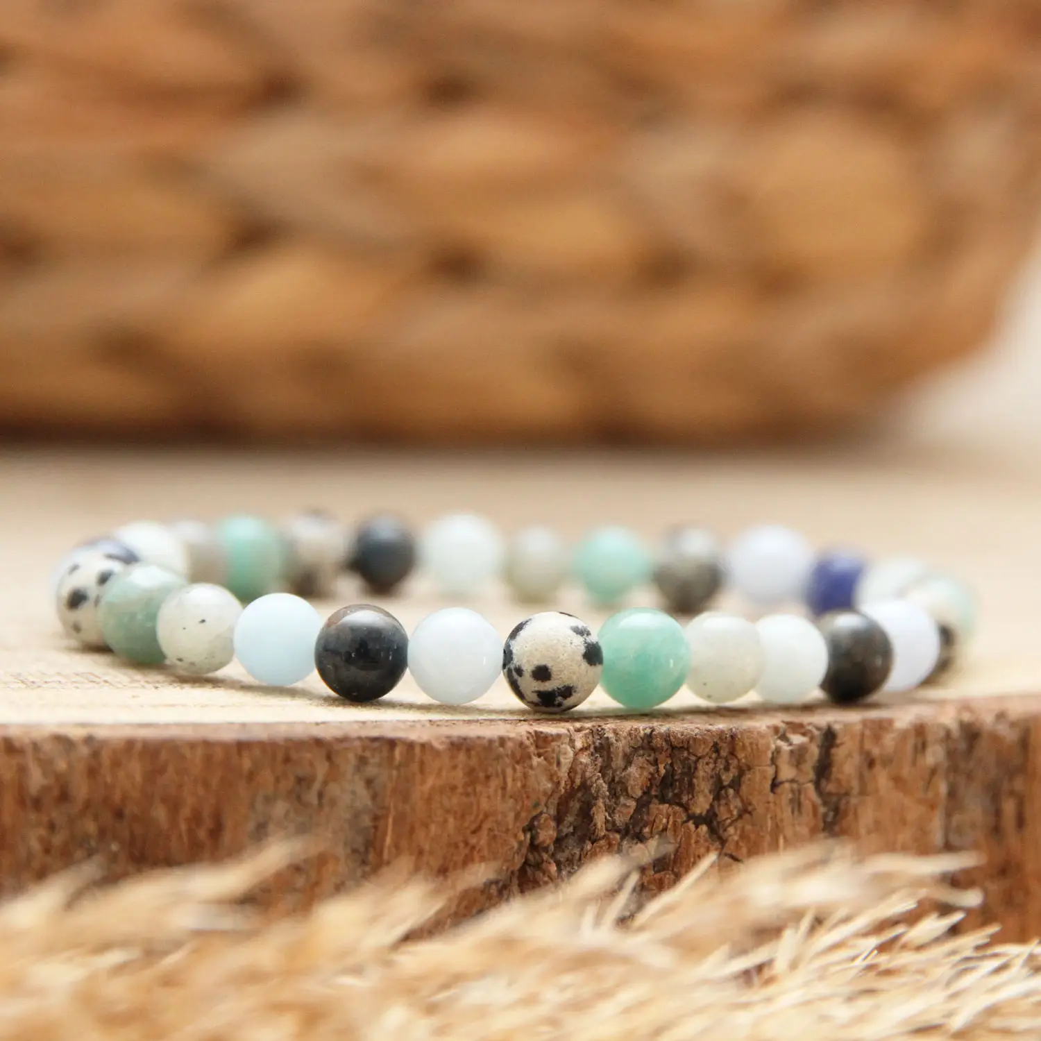 Bracelet femme en pierres naturelles pour la communication et l’harmonie du couple – perles 6 mm. Une création Ma Peste Adorée