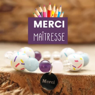 Offrez un cadeau original à la maîtresse de votre enfant cette année, bijou fait main par Ma Peste Adorée