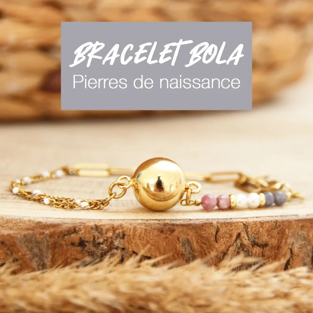 Bracelet bola de grossesse personnalisé avec pierres de naissance du bébé et de la famille, chaîne perlée en acier inoxydable doré et bola 12 mm. Création Ma Peste Adorée