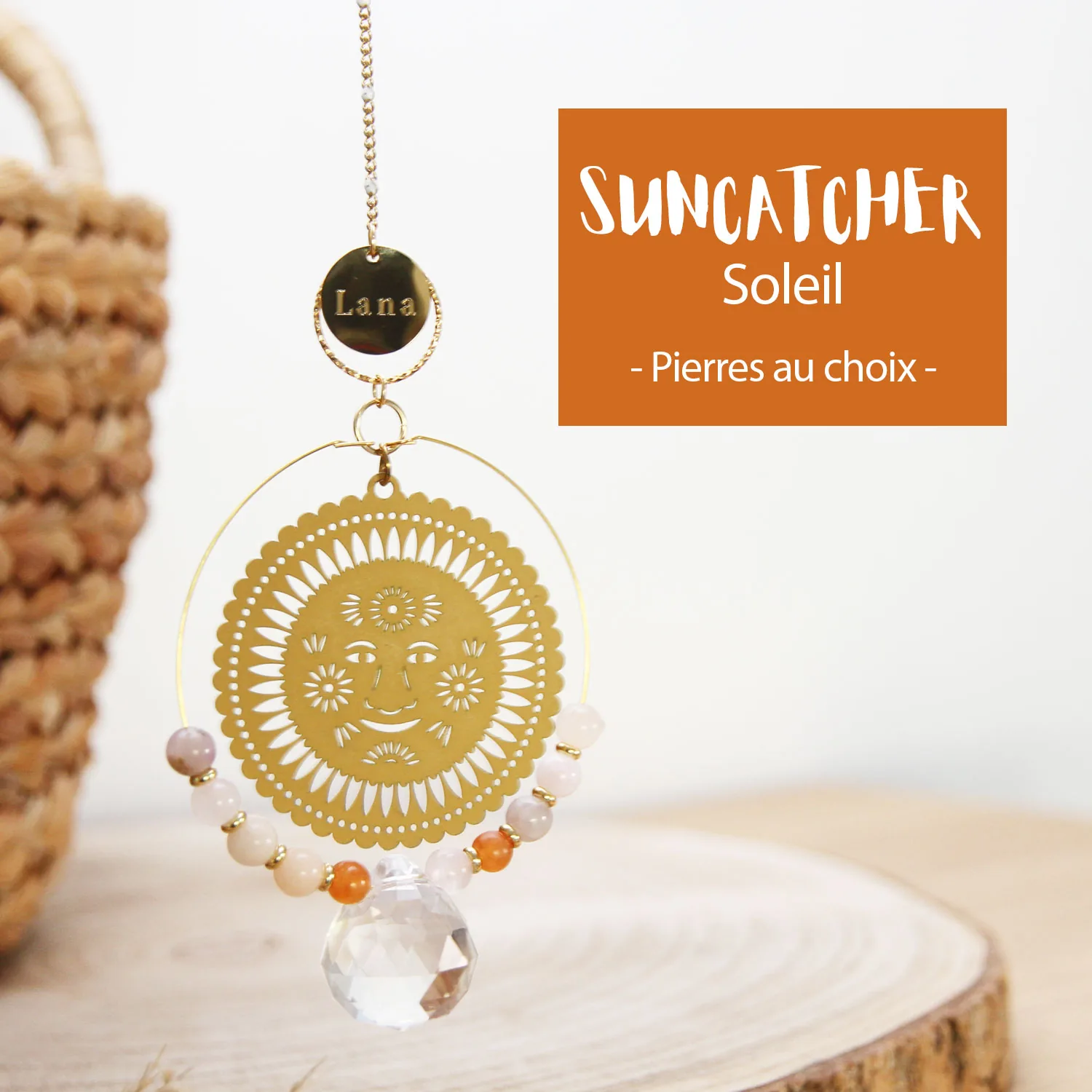 Suncatcher Soleil personnalisé avec pierres naturelles et cristal facetté, une création ma Peste Adorée
