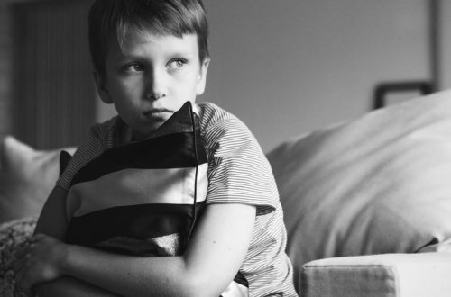 bijoux de lithothérapie pour enfants stressés et anxieux