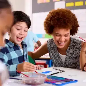 Idées de cadeaux pour maîtresse et ATSEM : quelles pierres naturelles choisir ?
