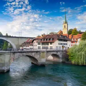 Bijoux lithothérapie en Suisse - Mes créations sur mesure Ma Peste Adorée livrées chez vous
