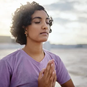 Le chakra couronne (sahasrara) : explorez votre connexion spirituelle