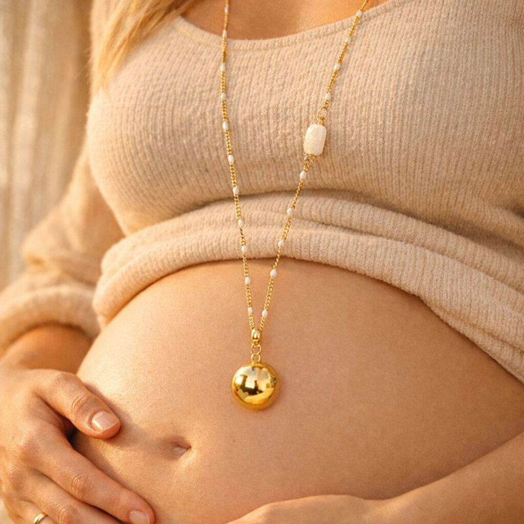 Le bola de grossesse en pierre de lune : pour la future mariée enceinte