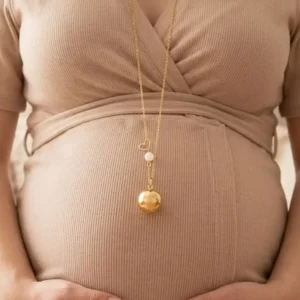 Bola de grossesse pour la fête des mères : le cadeau parfait avec une pierre de lune
